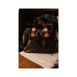 LOUIS VUITTON Sac Bosphore Mongram Messenger Bag M40043