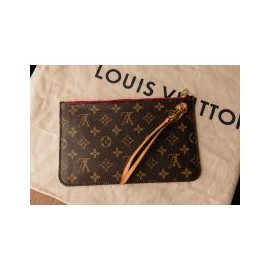 pochette Louis Vuitton Monogram